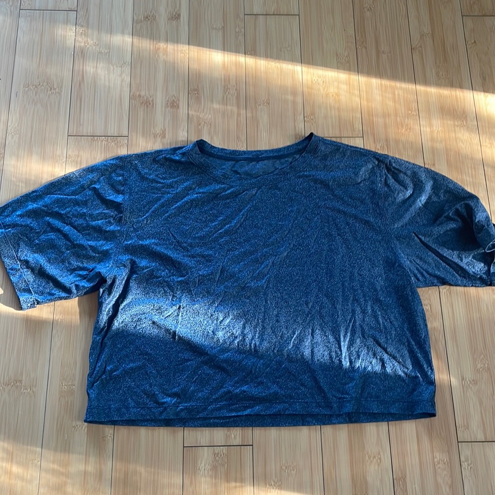 Lululemon cycle crop short sleeve